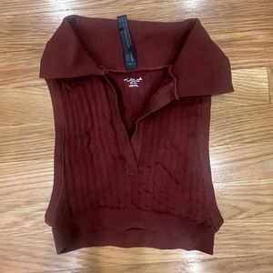 URBAN OUTFITTERS crop top
